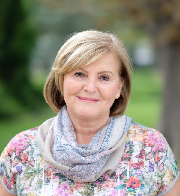 Dr. Pető Erika